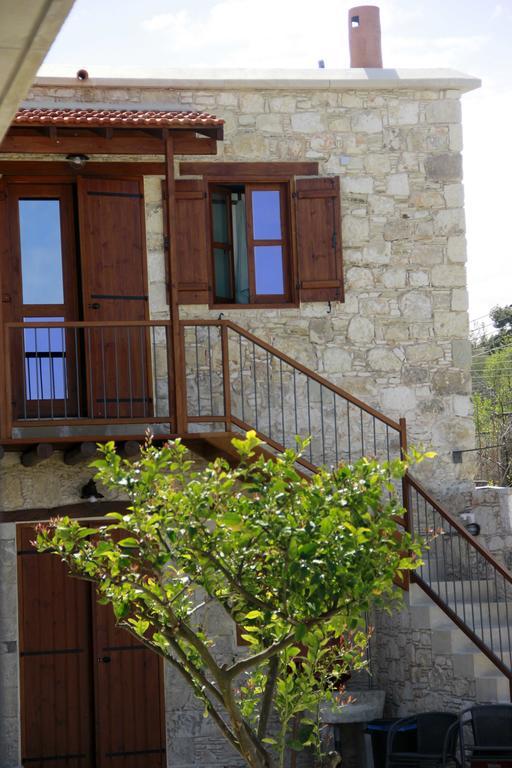 Marmaras Hotel Lysos Bagian luar foto