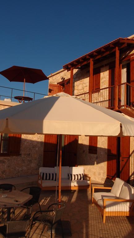 Marmaras Hotel Lysos Bagian luar foto